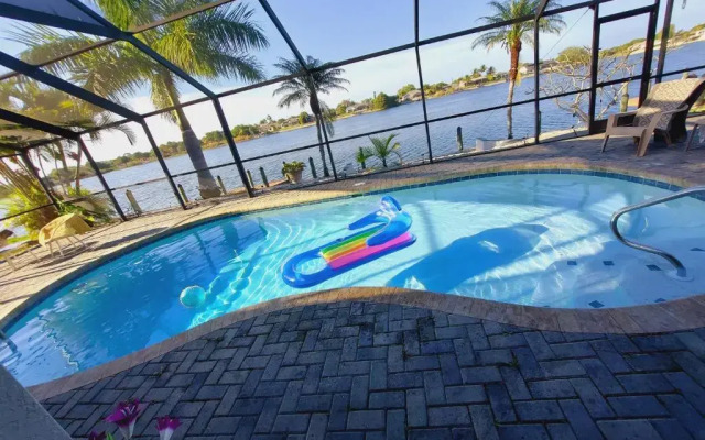 Cape Balisier Lakeside Retreat.