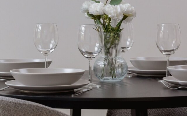 Słowackiego Elegant Apartment by Renters