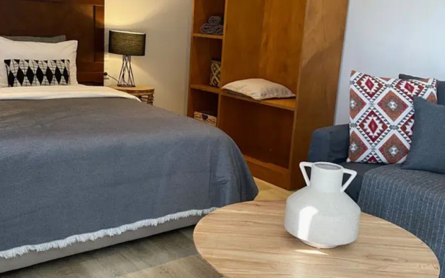 Room-cactus Suberb Suite With Private Po