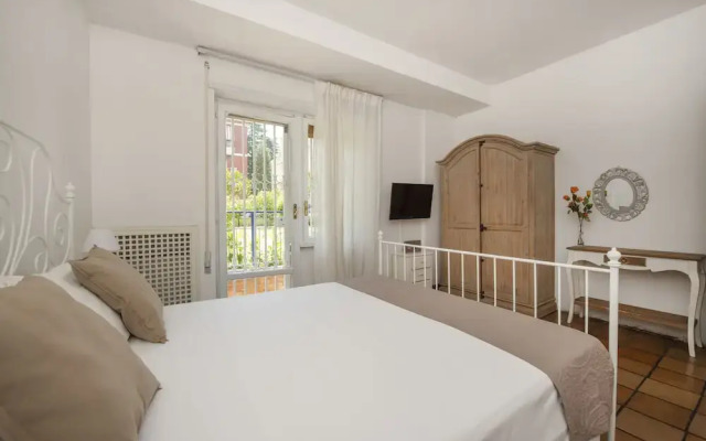 Shabby Chic Flat Monte Mario