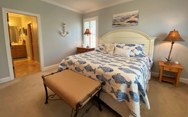 The Salty Sol 6 Bedroom Home