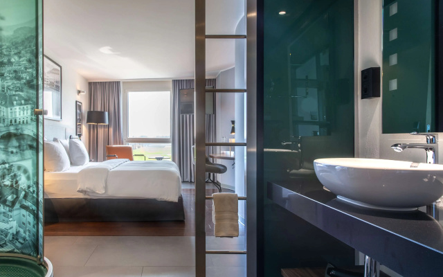 Radisson Hotel Zurich Airport - Image 4