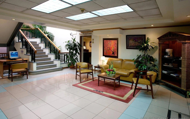 Apartotel & Suites Villas del Rio