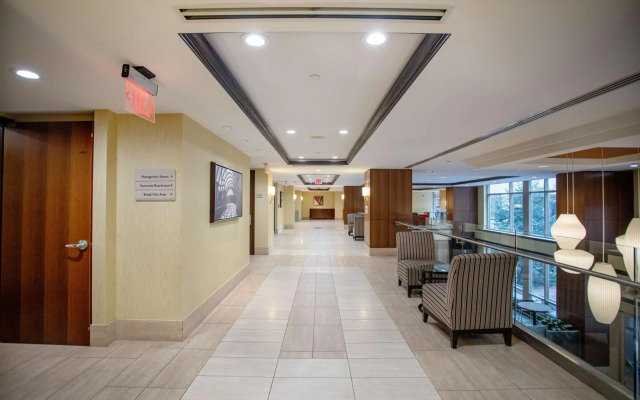 Hilton Garden Inn Bethesda Downtown