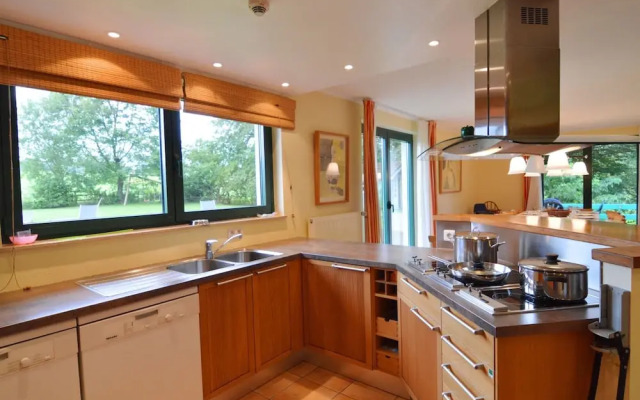 Villa in Robertville Near Town Center