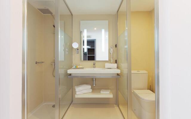 Sirenis Hotel Tres Carabelas & SPA