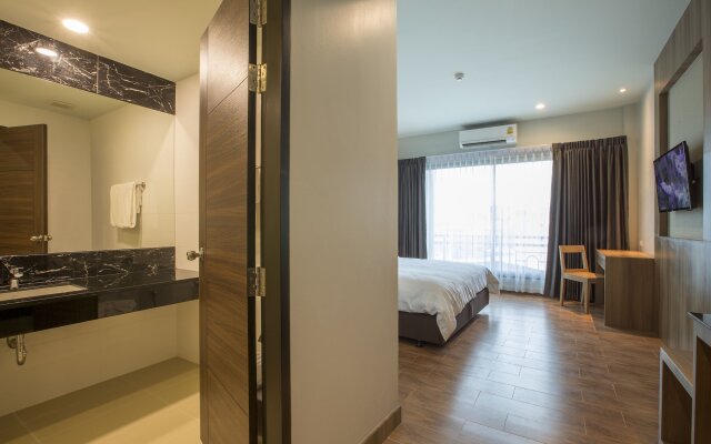 Civilize Hotel