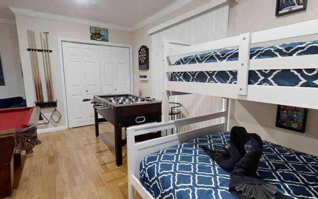 Modern Mountain Gamers Getaway