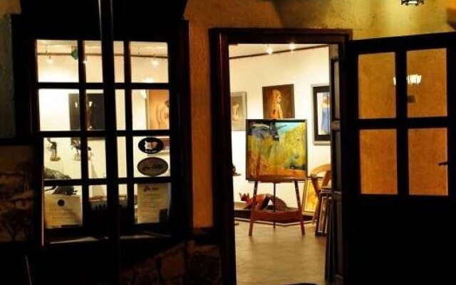 Art-M Gallery