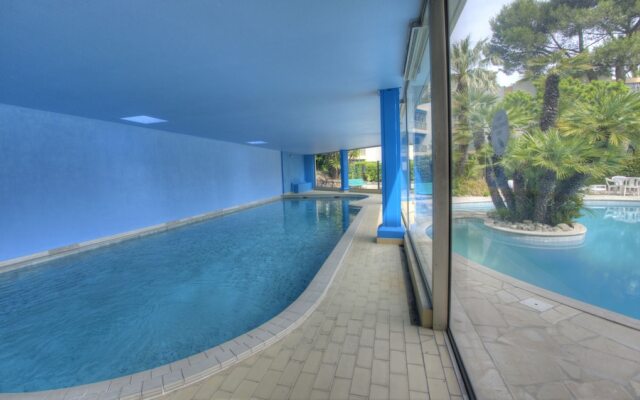 T3 4 étoiles 100m plages piscine SPA PKG