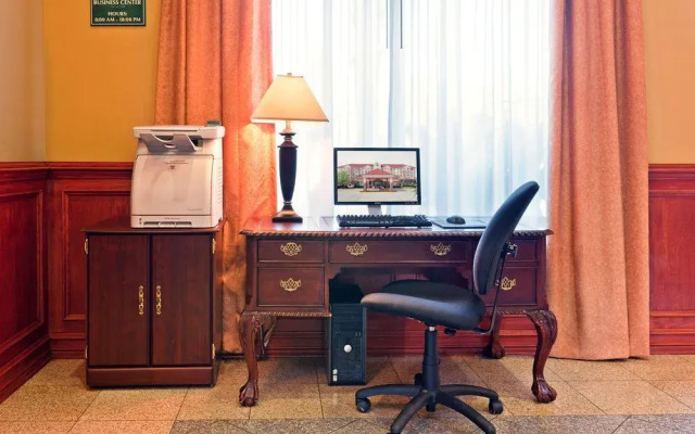 Holiday Inn Hotel & Suites Hattiesburg-University