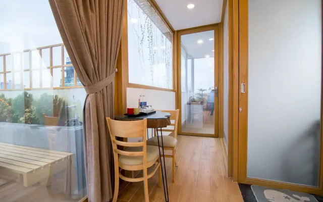 RedDoorz Plus near Saigon Train Station