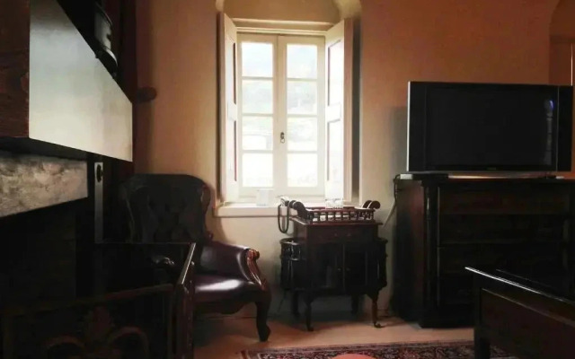 Отель Pyrgos Of Mystra