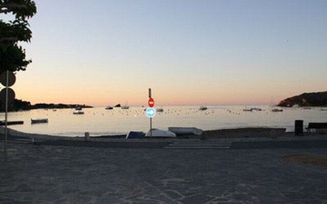 First Line Beach House in the Middle of Cadaques