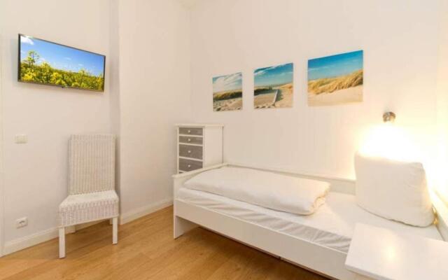 Villa Saphira App 01