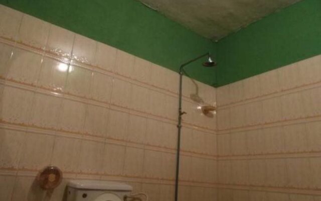 Adesua Hotel