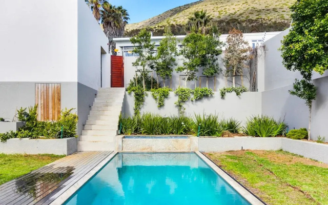 Cheviot Green Point Villa