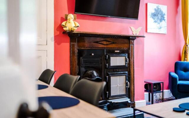 Fresh, new, stylish Chester Town House to sleep 6