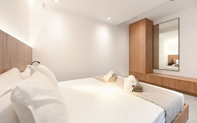 MGK Complex Suite With Private Pool Ligaria Made