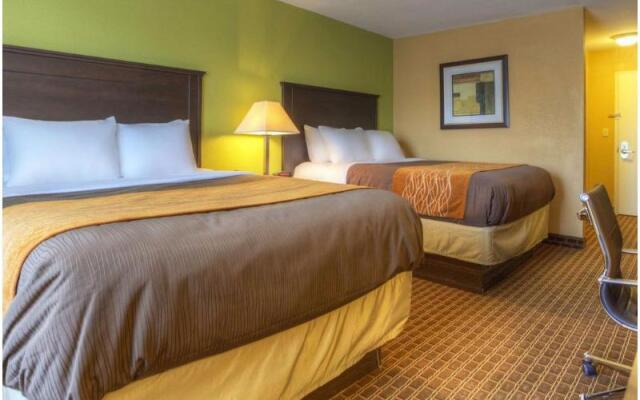 Econo Lodge Inn & Suites Chattanooga