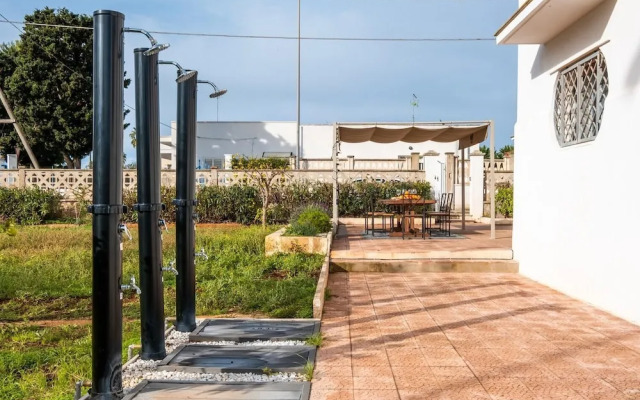Sunshine Escape Villa In Porto Cesareo