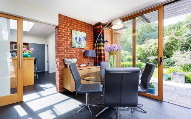A Charming Richmond Garden