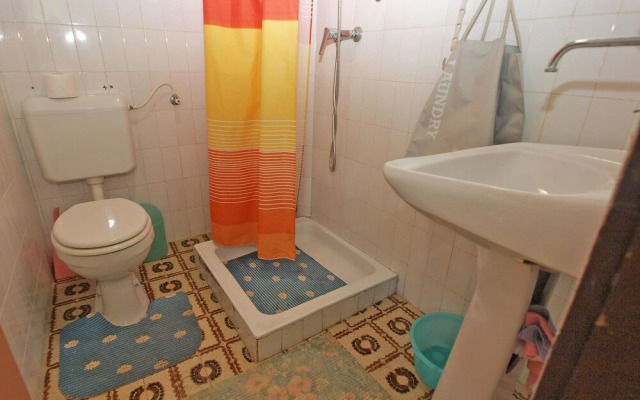 Apartment 461