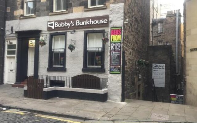 Bobby's Bunkhouse - Hostel
