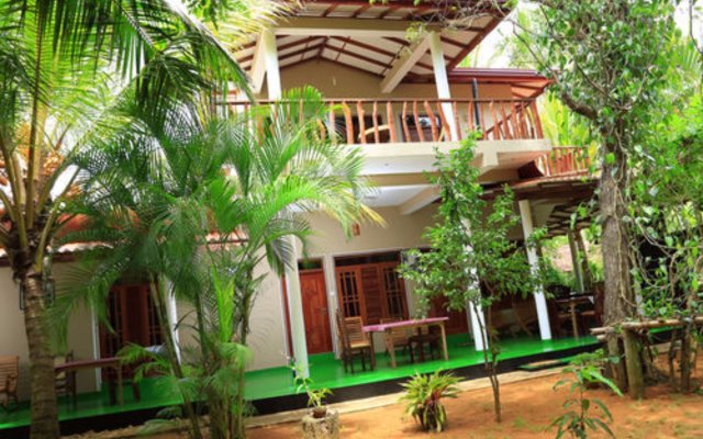 Yala River Face Inn