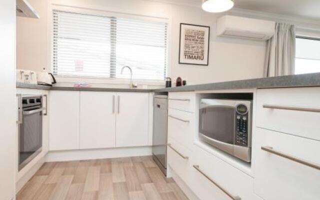 Luxury Rata Apartment B