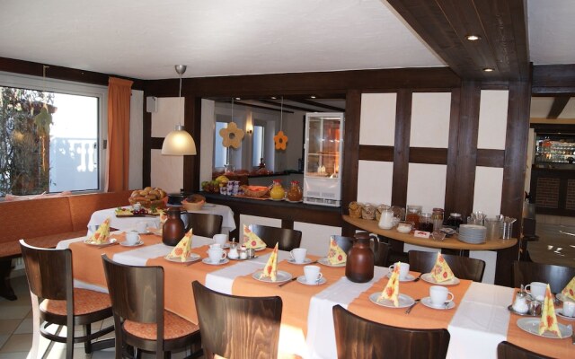 Pension & Ferienhaus Latröpchen
