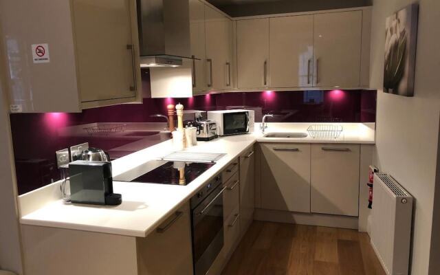 Super Central Luxury Edinburgh Apartment