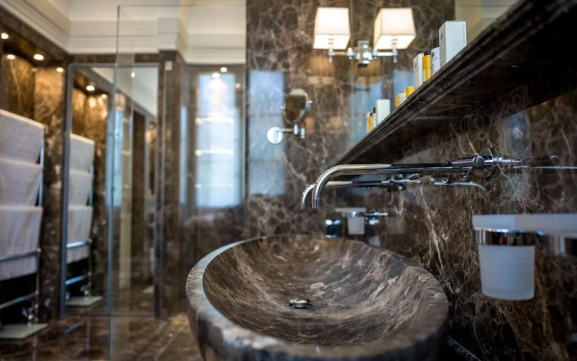 Villa Lanzirotti Luxury Property