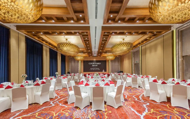 Courtyard by Marriott Shanghai Pudong