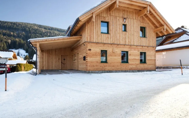 Holiday House With Sauna in Sankt Margarethen