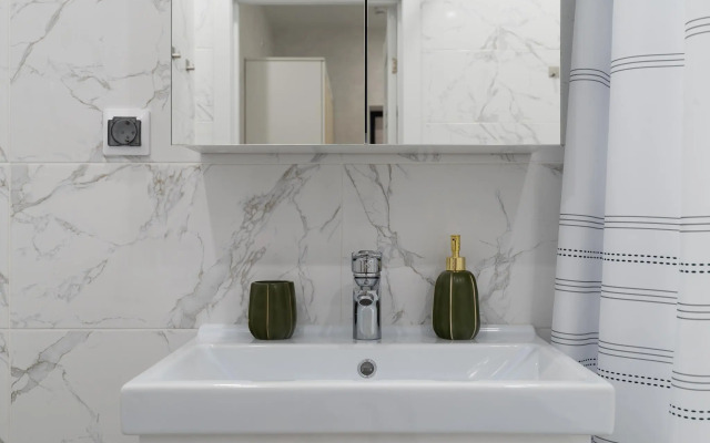 Йо Плейс микрорайон Любимово 18