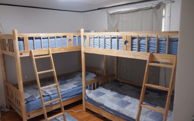GUESTHOUSE 345 - Hostel