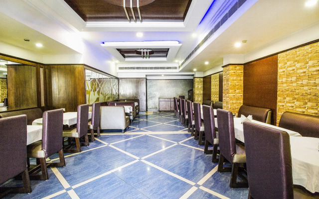 FabHotel Aay Kay Model Town