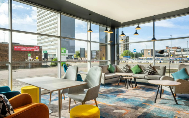 Holiday Inn Stevenage by IHG
