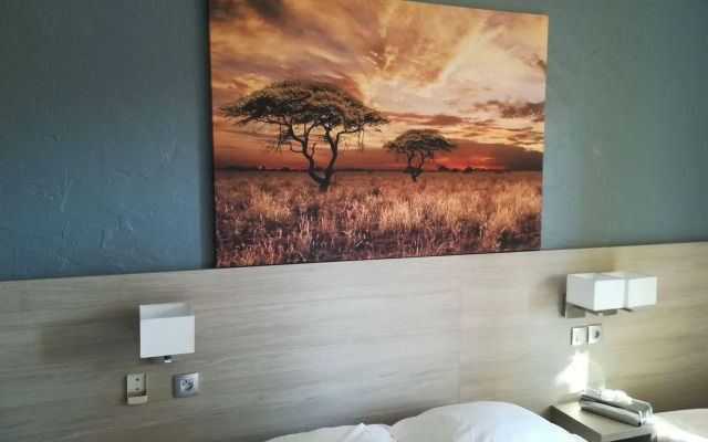 Atoll Hotel