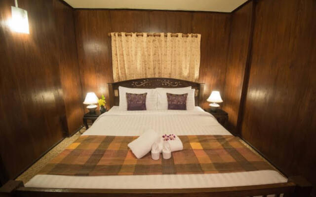 Heuan Parittapa Lanna Resort Baan Tawai