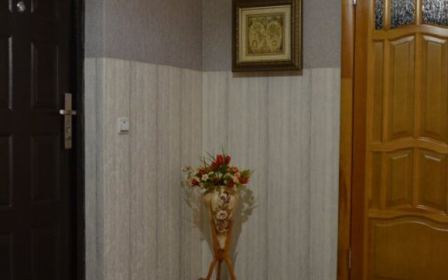 Na Klaryi Luchko 12 Apartments