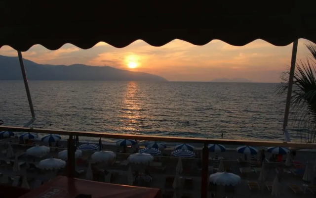Palmanova Beach Mardok