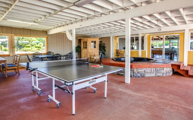 Beachwood Condos & Resort