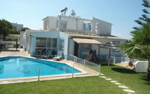 Alamos House