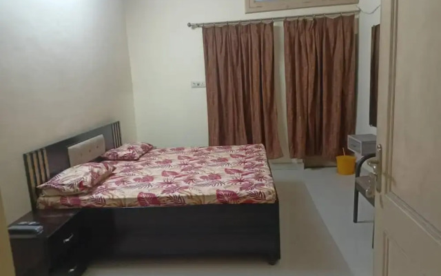 Goroomgo Royal Elite Inn Jalandhar