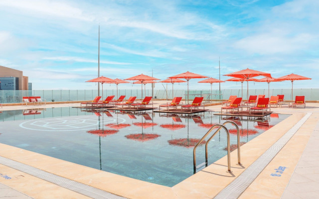 The Bentley Luxury Hotel and Suites