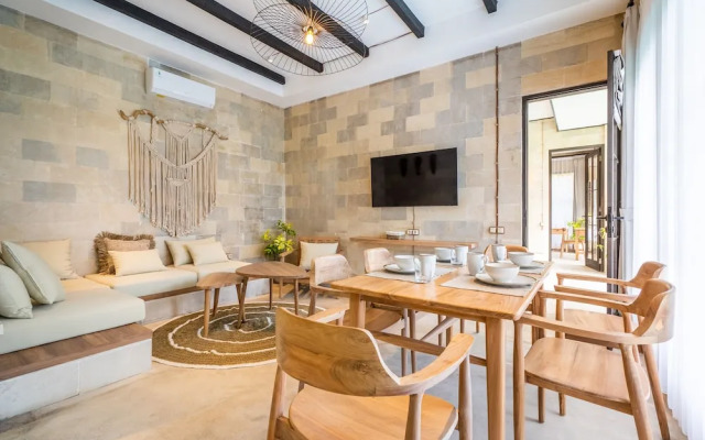 Rumah villa by EVDEkimi Ubud - Longer Stay More Rewards