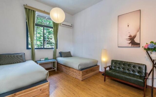 U-shore International Youth Hostel