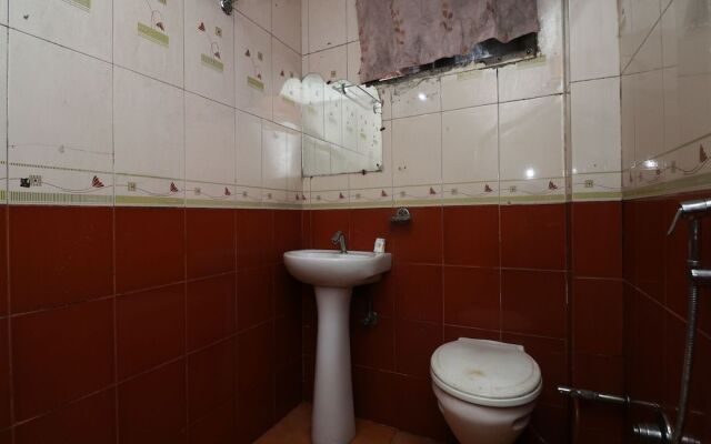 OYO 22675 Hotel Prateek